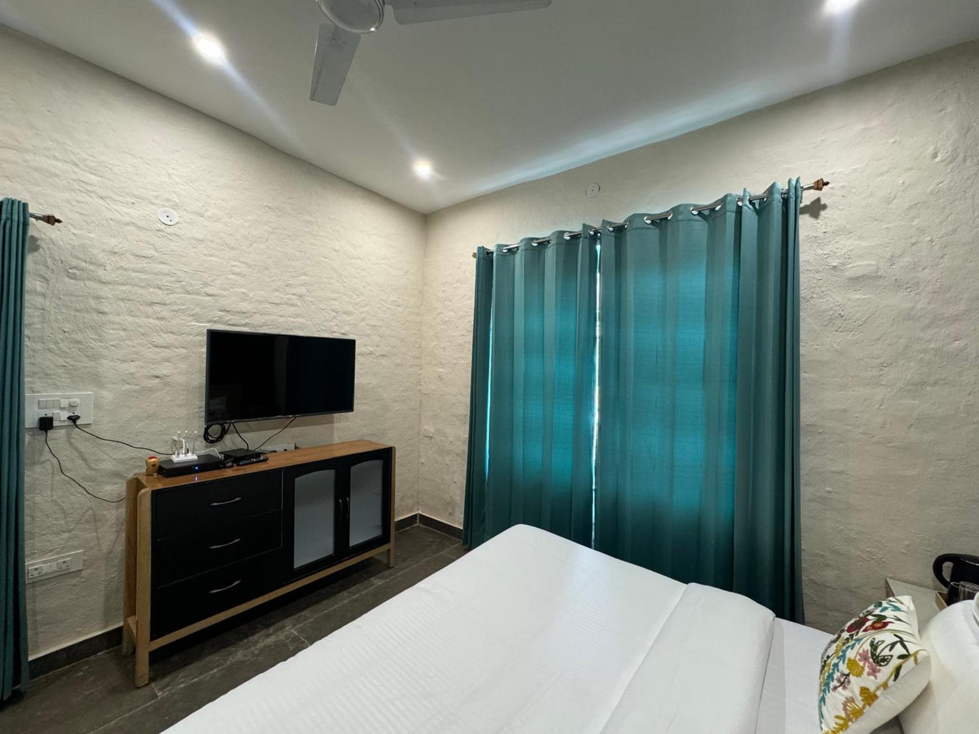 דהראדון Cliff House, 3Br Lux Farmhouse 2Km To Rajpur Road מראה חיצוני תמונה
