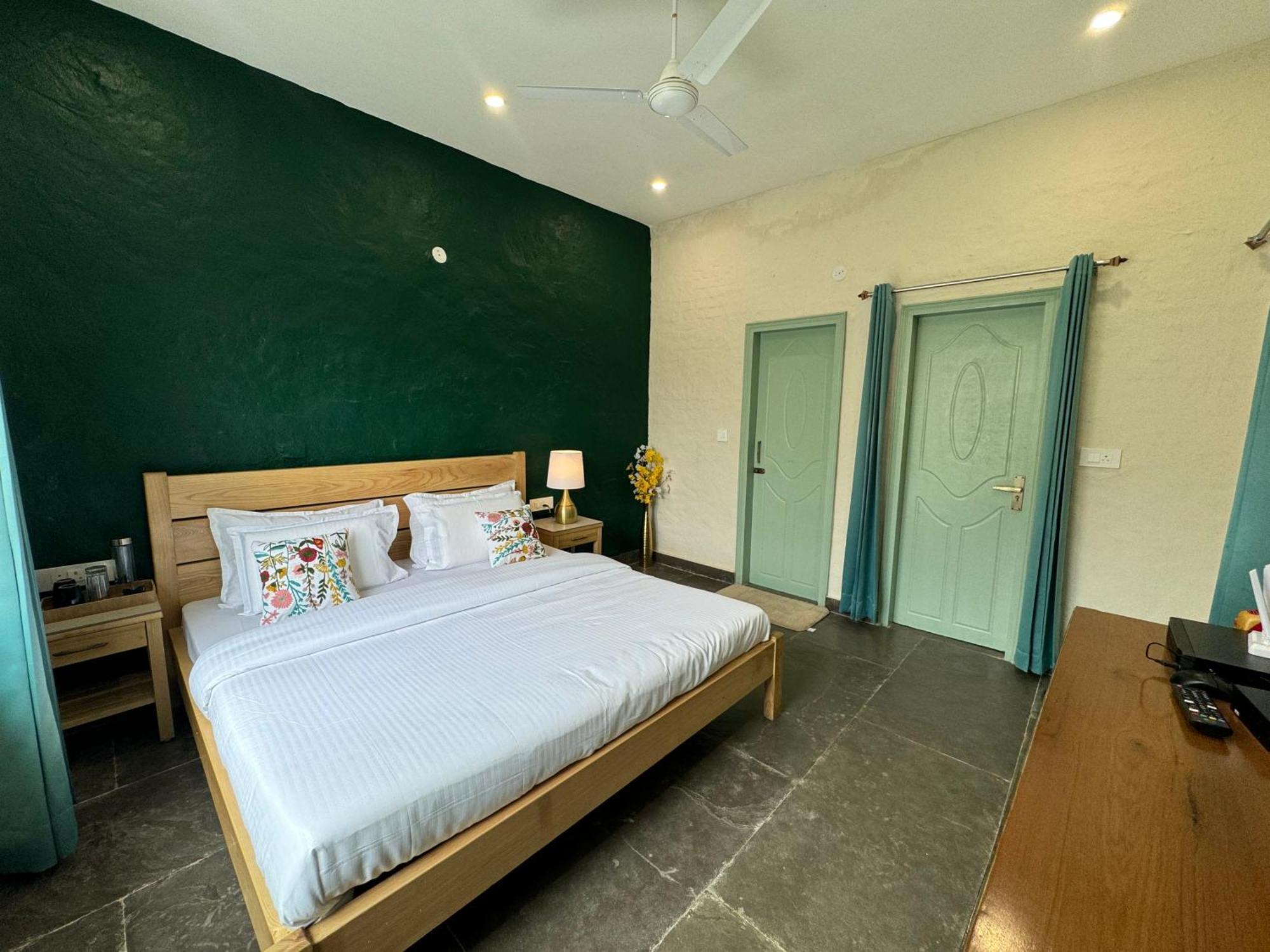 דהראדון Cliff House, 3Br Lux Farmhouse 2Km To Rajpur Road מראה חיצוני תמונה