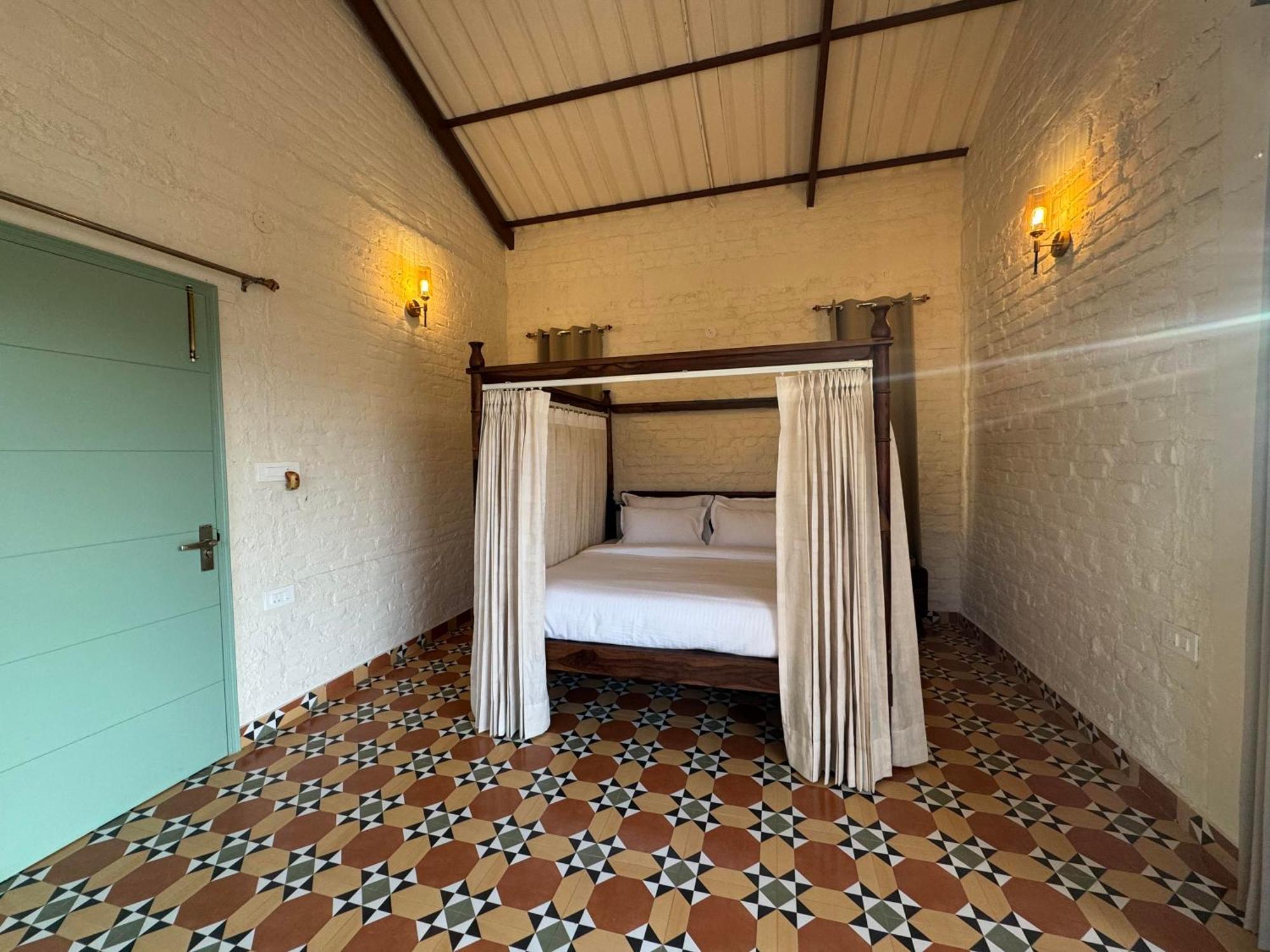 דהראדון Cliff House, 3Br Lux Farmhouse 2Km To Rajpur Road מראה חיצוני תמונה